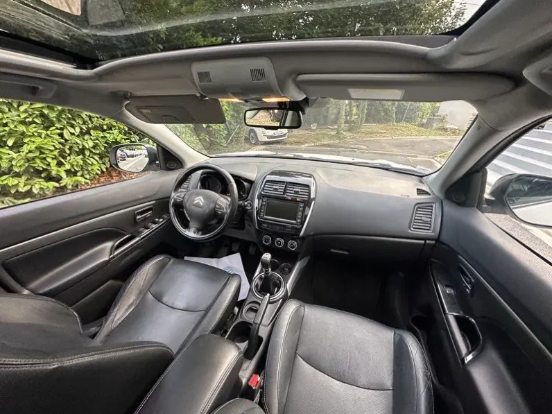 
Citroën C4 AIRCROSS 1.8 HDI 150 BV6 EXCLUSIVE full									