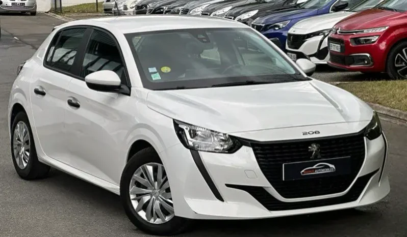 
Peugeot 208 1.5 HDI 100 BV6 STE 2 PLACES full									