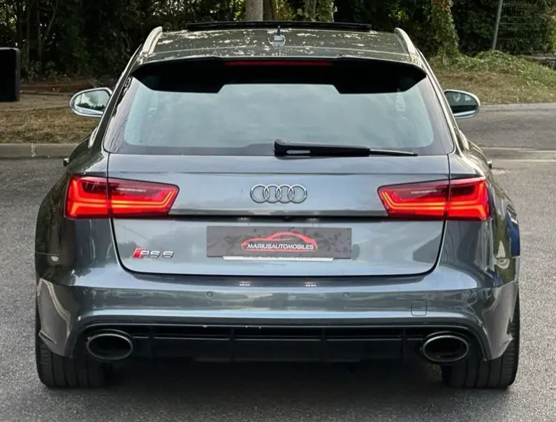 
Audi RS6 AVANT 4.0 V8 560 QUATTRO TIPTRONIC full									