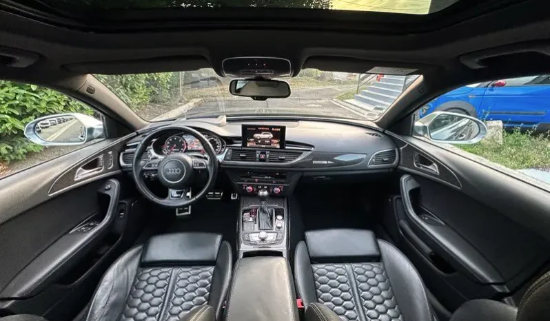 
Audi RS6 AVANT 4.0 V8 560 QUATTRO TIPTRONIC full									