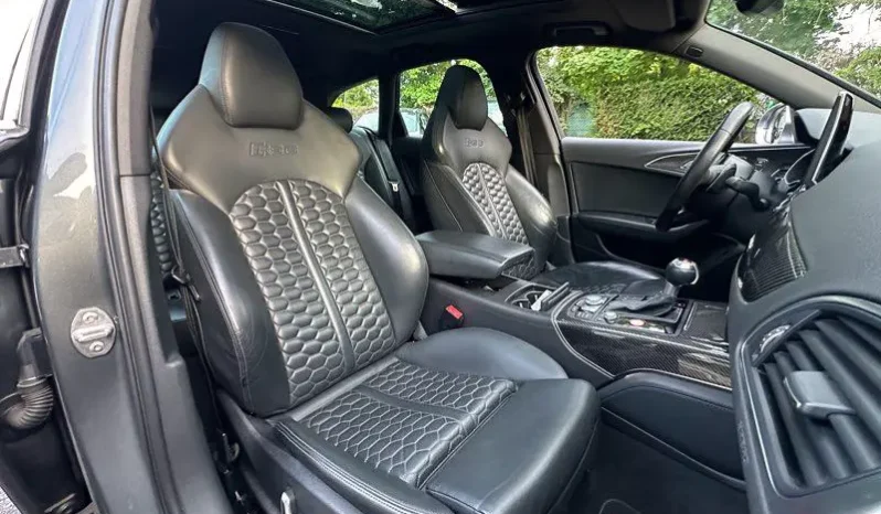 
Audi RS6 AVANT 4.0 V8 560 QUATTRO TIPTRONIC full									